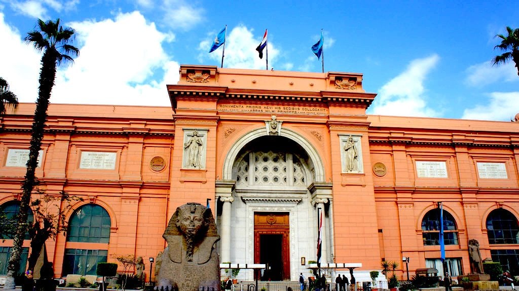 Cultural Treasures of Cairo: A Journey Through Egypt's Rich Heritage 3 Top 5 Places You Must See in Cairo